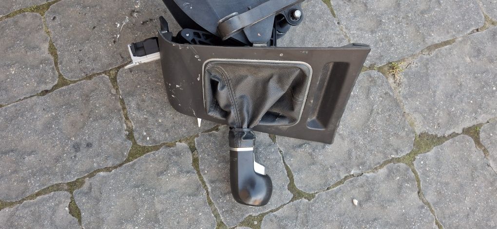 Wybierak gałka zmiany biegów opel zafira b