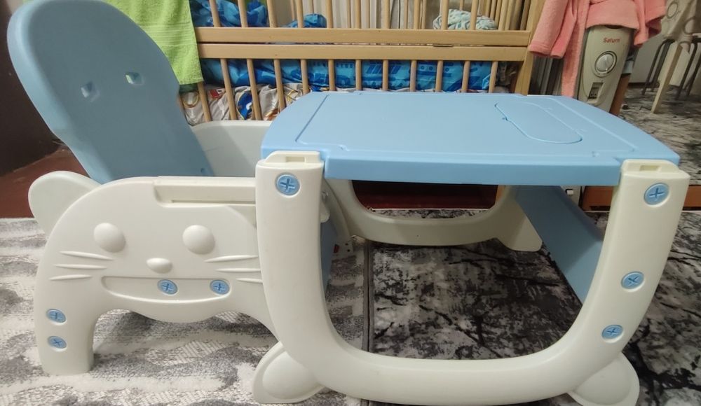 Столик для кормления 2в 1