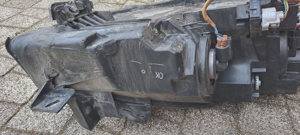 Lampa lewa przód Mazda 3 BL