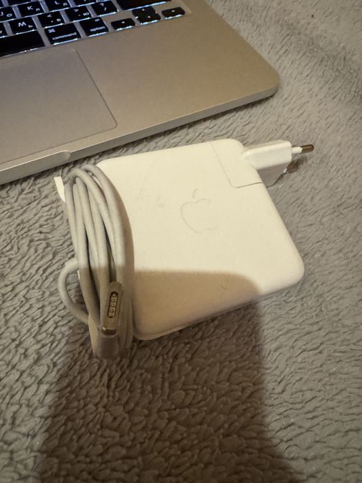 MacBook Pro 13” (2015) — A1502