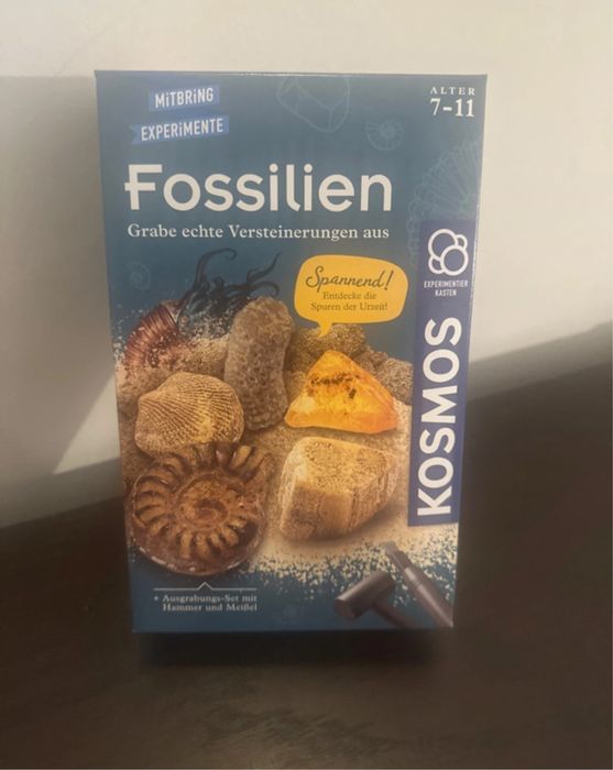 Jogo Desenterra fósseis reais" marca Kosmos
