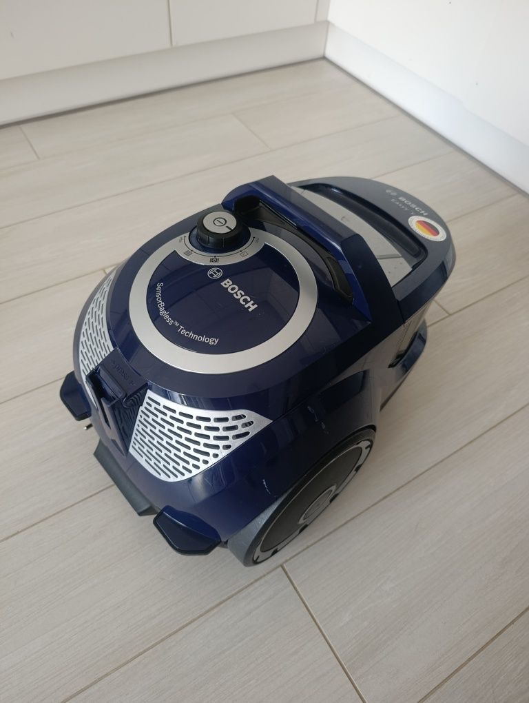 Пилосос Bosch BGC2UK2000 Eeasyy'y