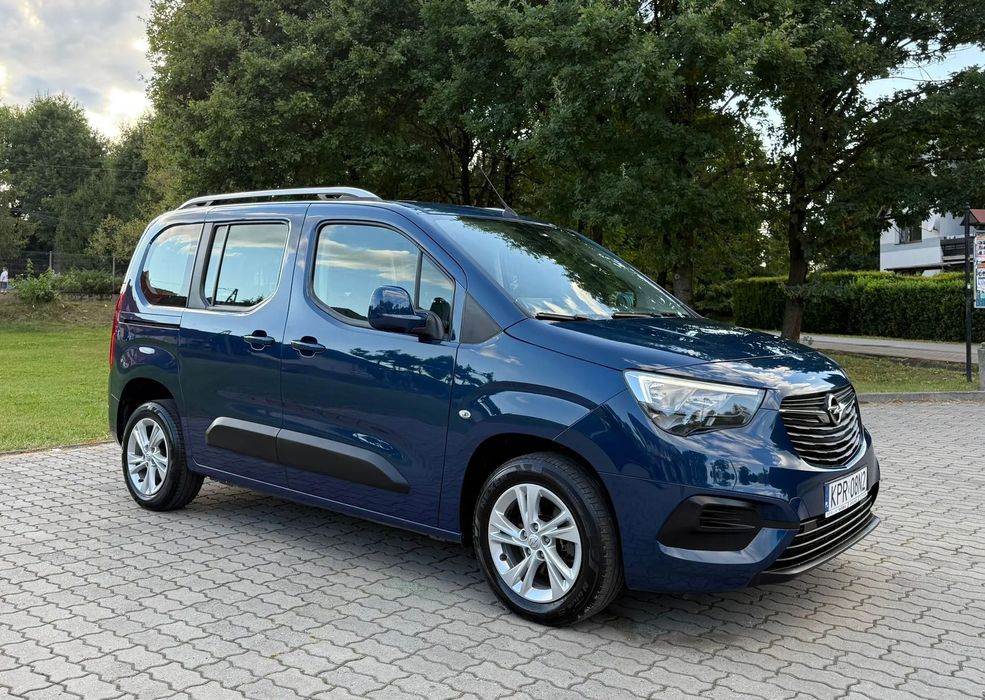 Opel Combo Life. 1.2 Turbo 110KM. 6 biegów. Bezwypadkowy. Niski przebieg. ASO.