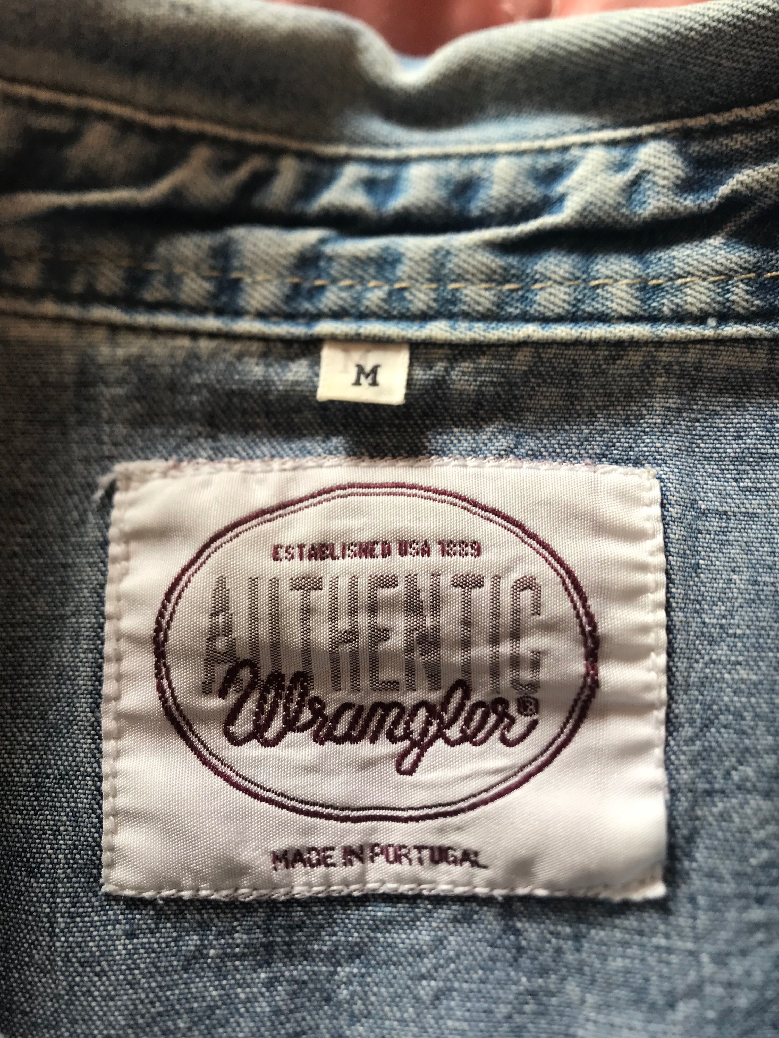 Сочочка чоловіча джинсова фірми Wrangler