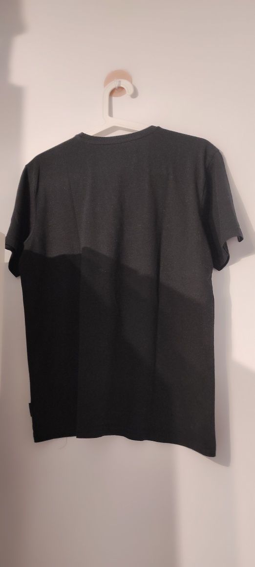 T-shirt Reserved czarna 170cm