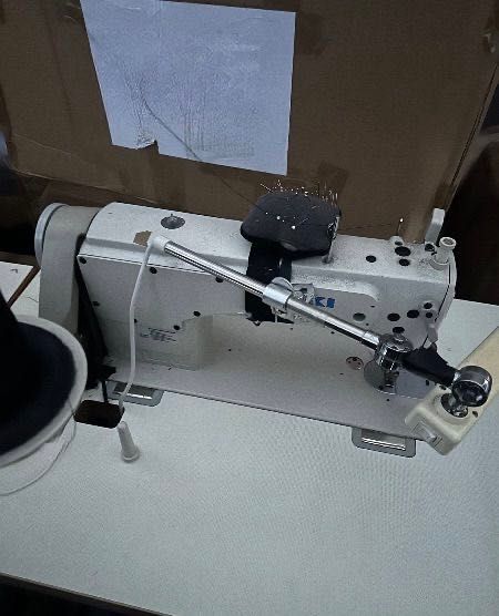 Sprzedam przemysłową stebnówkę JUKI – stan bardzo dobry!