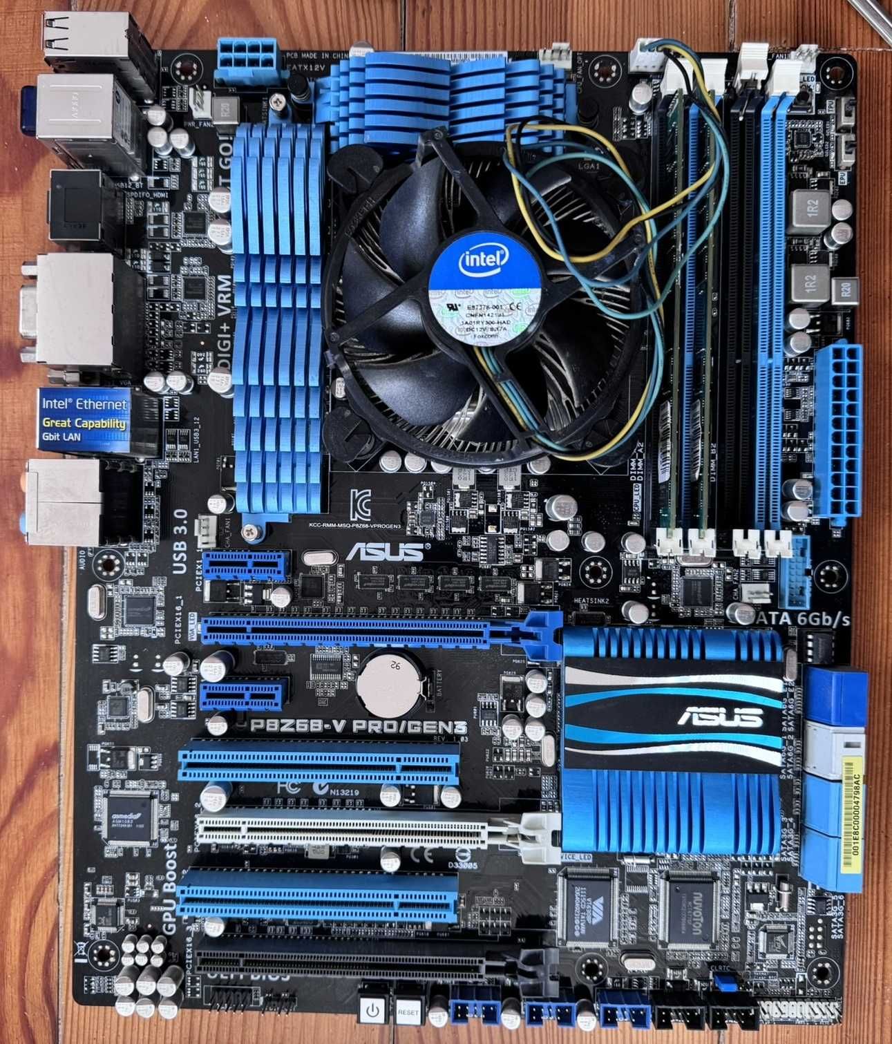 Материнка, процесор Intel(R) Core(TM) i7-2600K, пам'ять