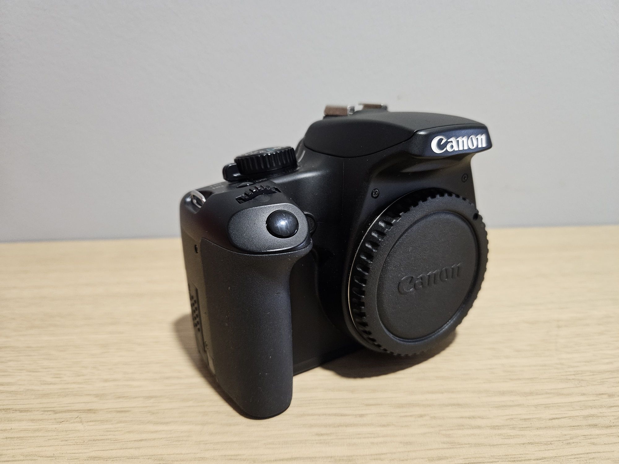 Canon EOS 1000D (corpo) rigorosamente nova