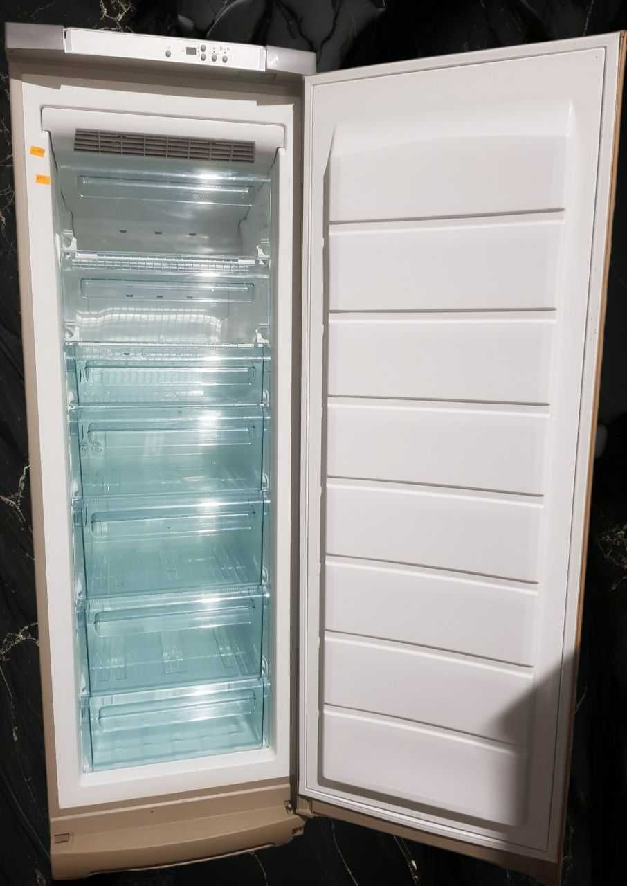 Морозильник Electrolux EUF2301-AC ( 180 см) з Європи