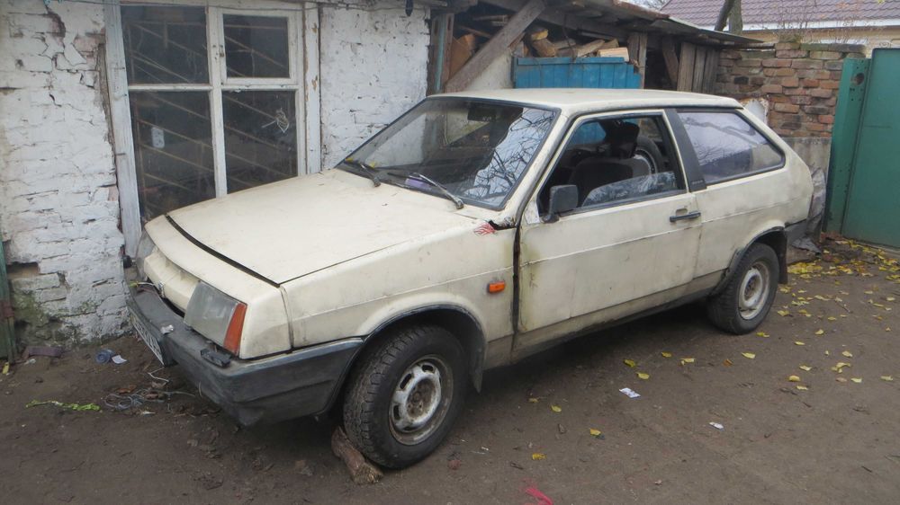 автомобиль ваз 2108