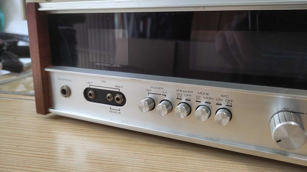 Rexton SE4417 Am FM Stereo