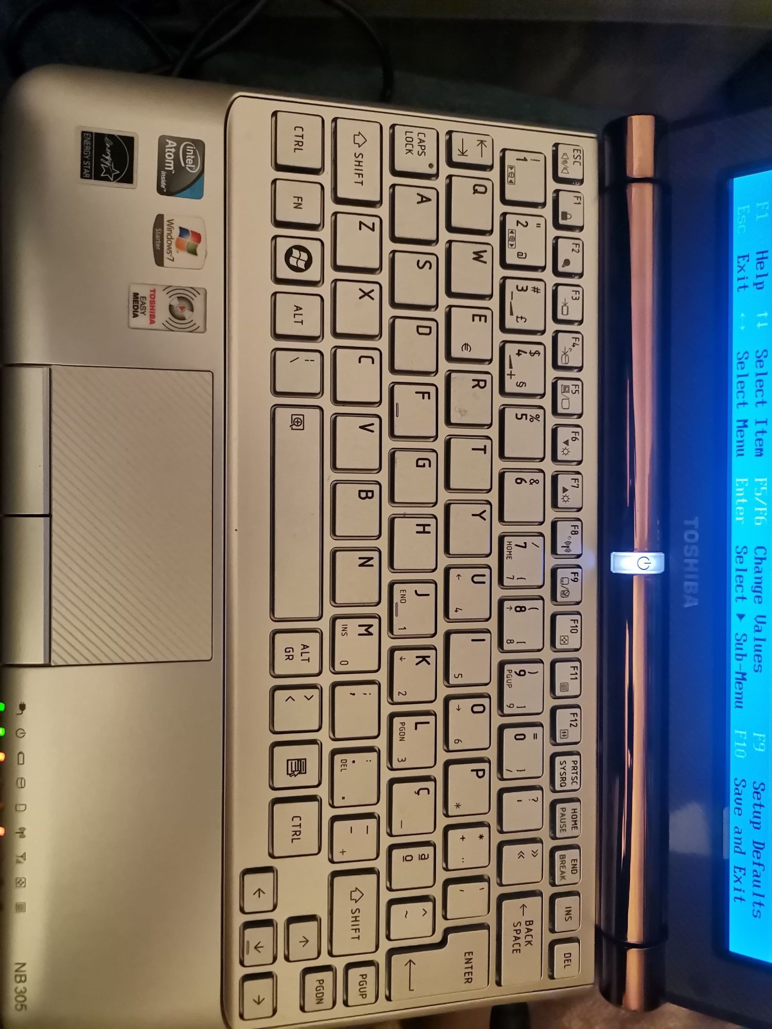 Portatil toshiba nb305