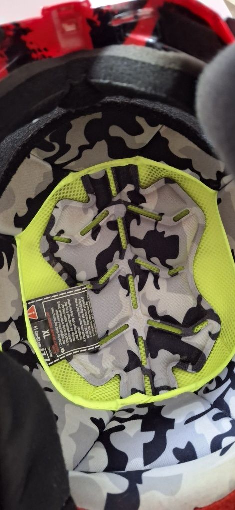 Kask cross quad xl jak nowy