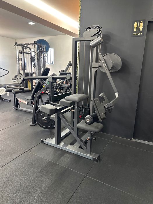 Máquina profissional Panatta Glúteo