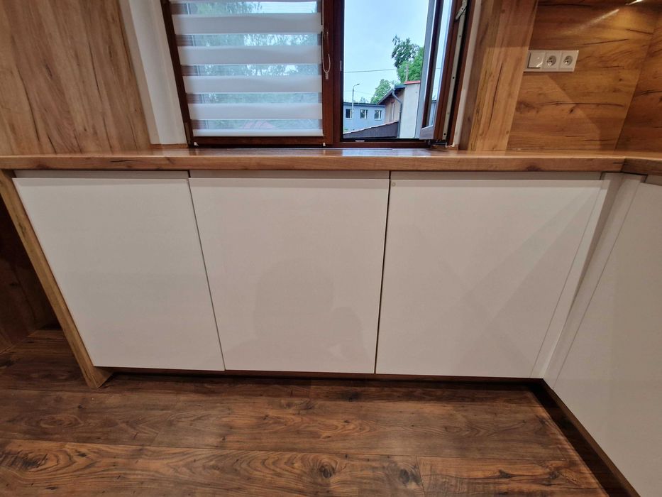 Meble kuchenne + okap i zlewozmywak