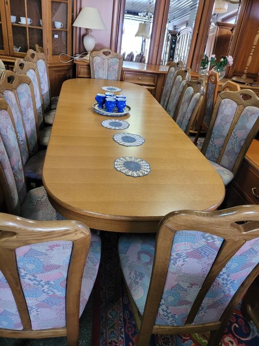 Stół rozkładany owal kolor orzech ciemny z 6 krzesłami