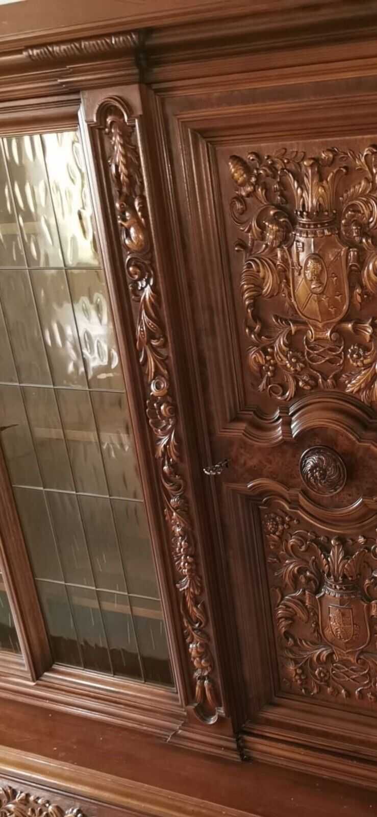 Antyczna Biblioteka Neorenesansowa z Drewna Orzechowego  Lwie Łapy