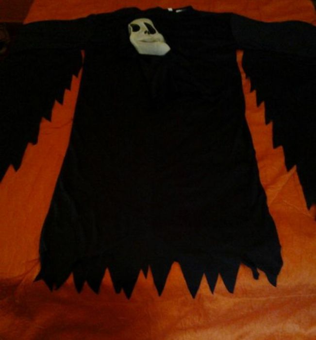 Fato de carnaval gritos