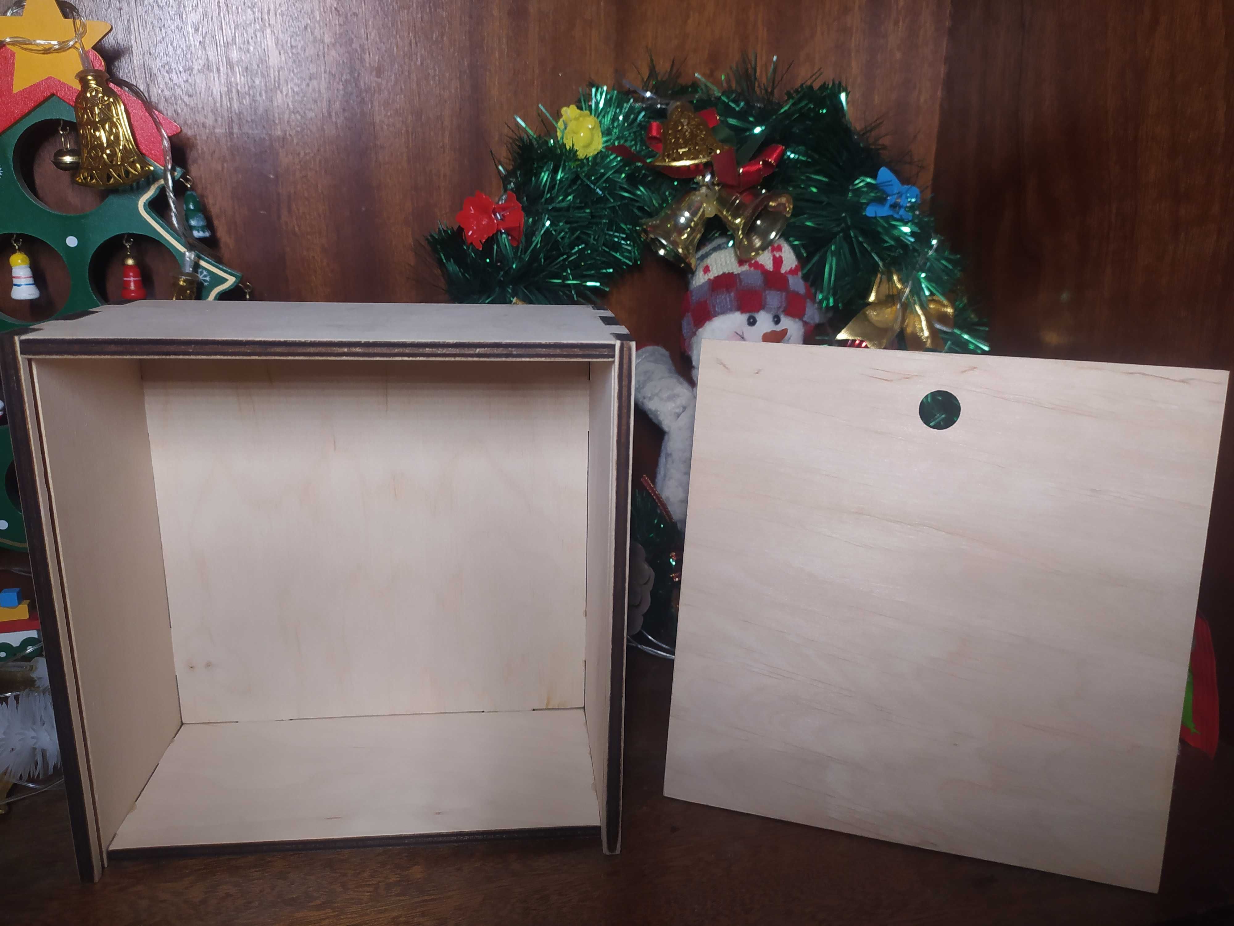 Коробка подарункова дерев'яна
