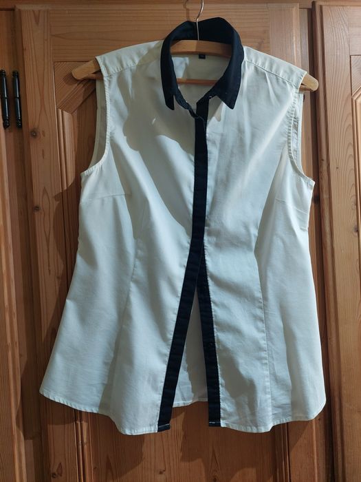 Elegancka bluzka Top Secret r.36