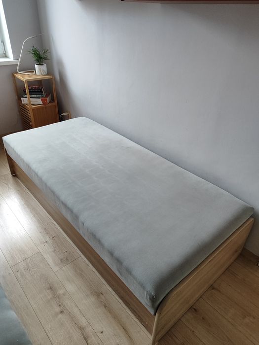 Sprzedam taoczan jednoosobowy,stan bardzo dobry cena 150zl Odbiór