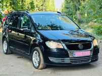 Volkswagen Touran 1.4 7мест в хорошем сост