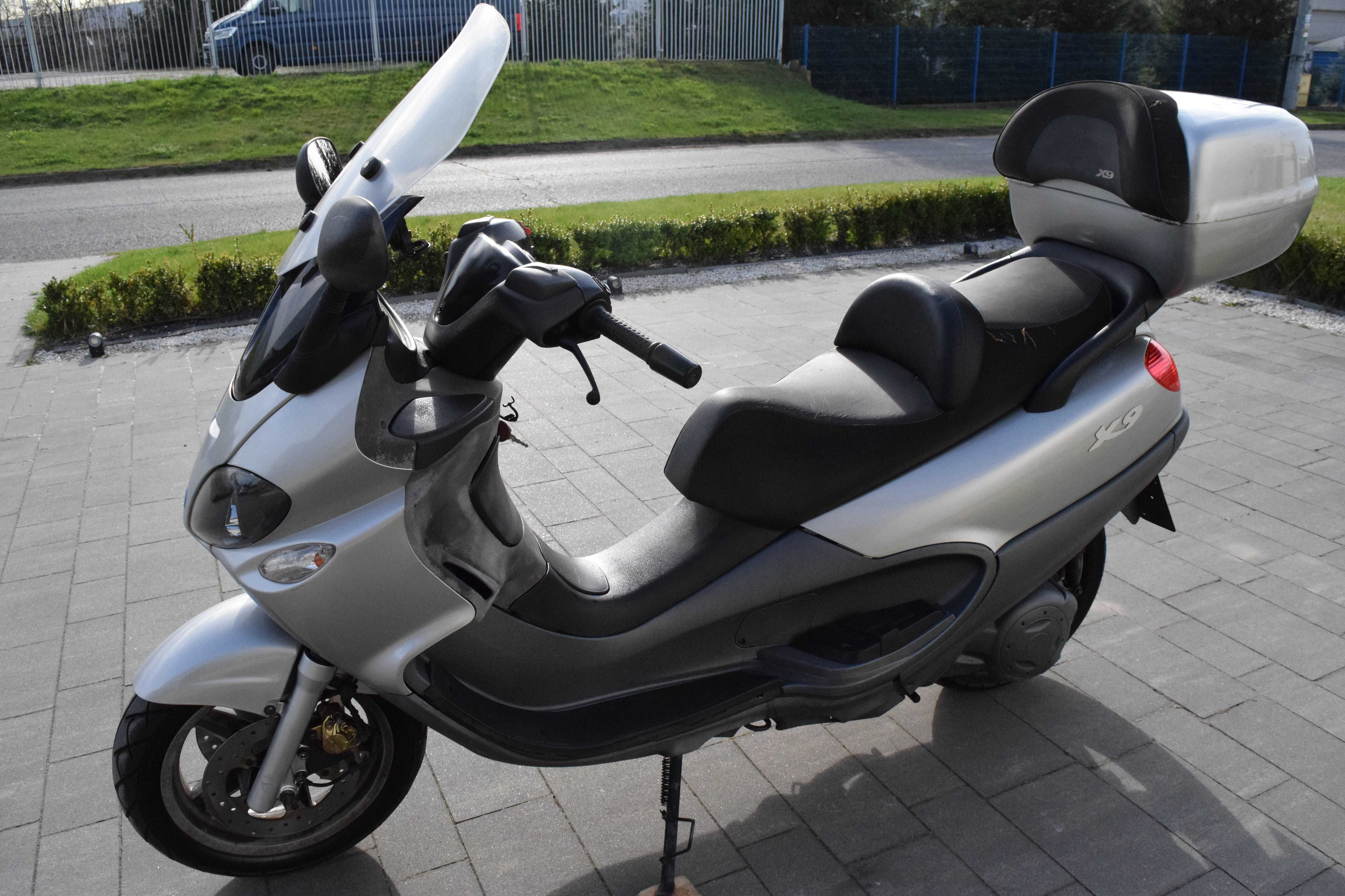 Piaggio X9 500 cm3 oryginalny stan, 2 ręka, z niemiec, 29kW na kat. A2