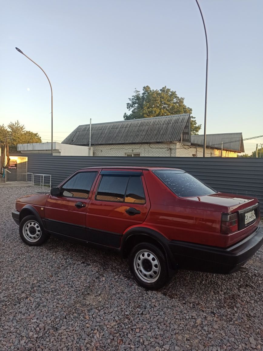 Продам jetta 2 страховка