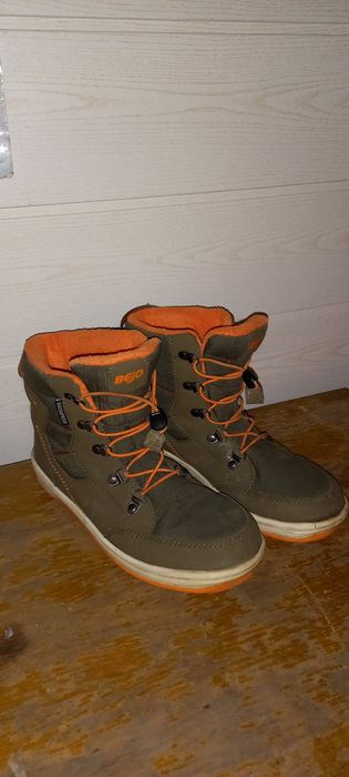 Buty zimowe młodzieżowe r 38 stan bdb