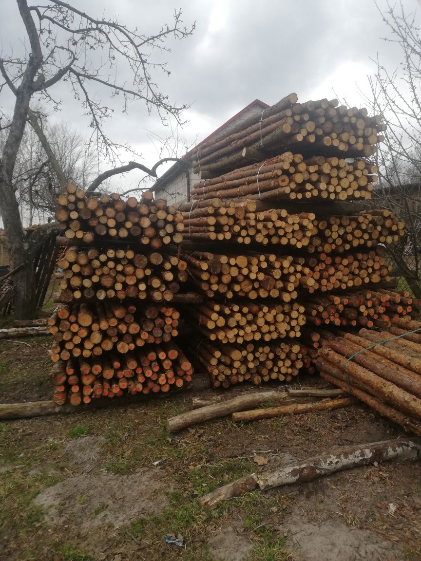 Deski szalunkowe (obiciowe), stemple budowlane, więźba da