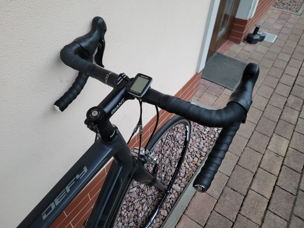 Rower szosowy GIANT DEFY 0 * Shimano Ultegra 3x10 * Aluxx SL * L 55cm