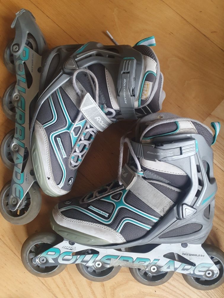 Rollerblade Spark 82 r 37 wkladka 235mm rolki fitness