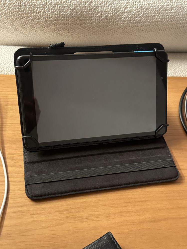 2 capas Tablets com suporte