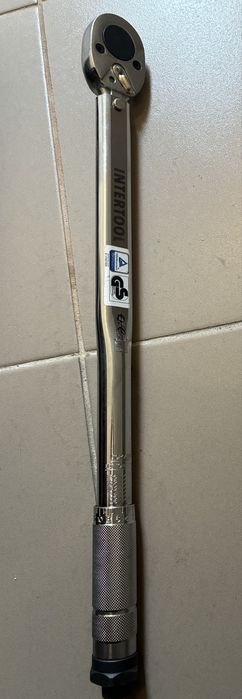 Ключ динамометричний Intertool XT-9006