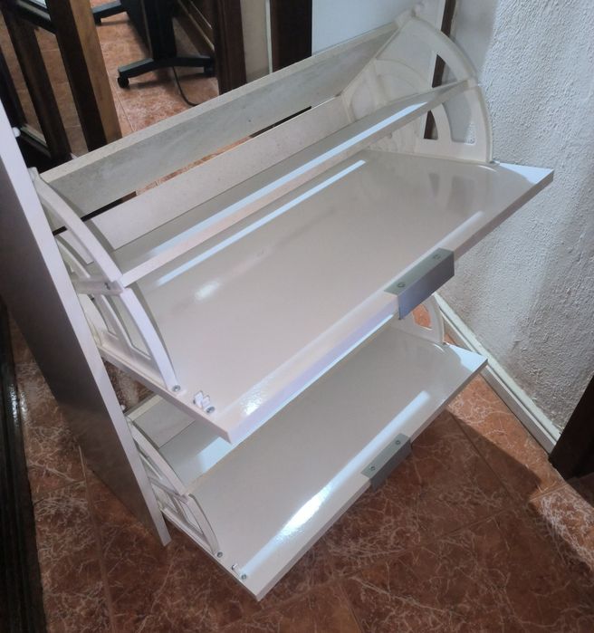 Sapateira do IKEA branca