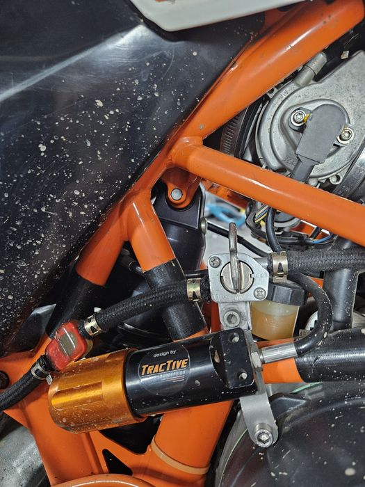 KTM 690 Enduro R hard adventure RALLY RAID