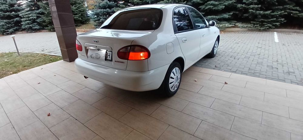 Daewoo lanos поляк део ланос