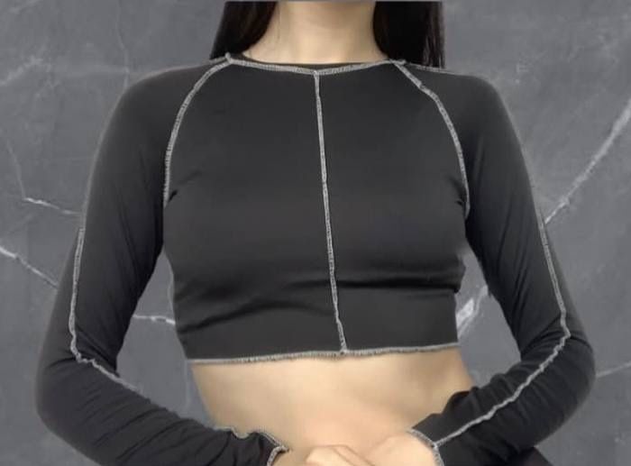 Продам  водолазку модну