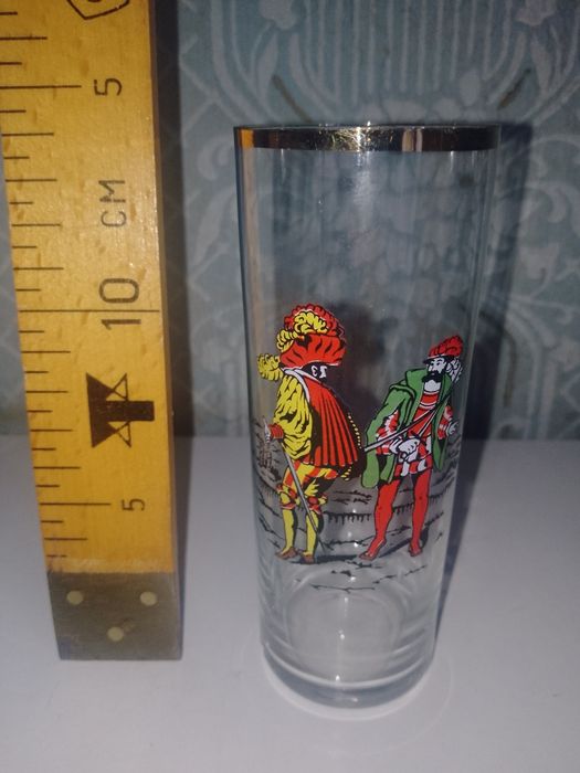 Продаються скляні стакани виробництва ГДР.