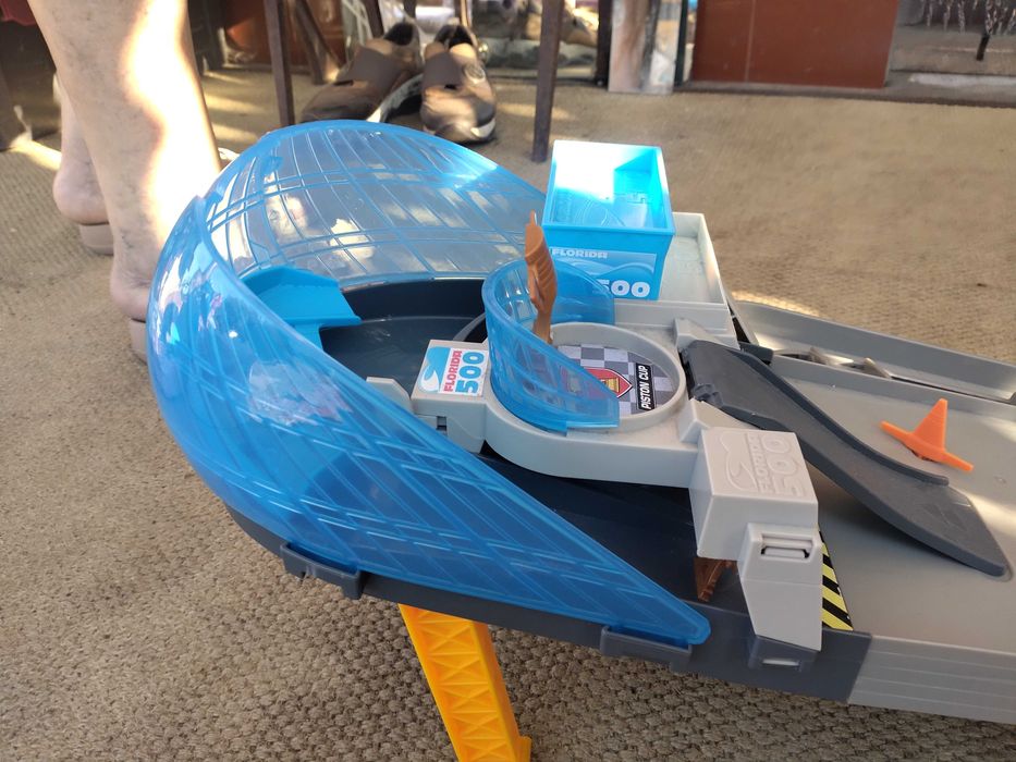 Pista de carros para criança