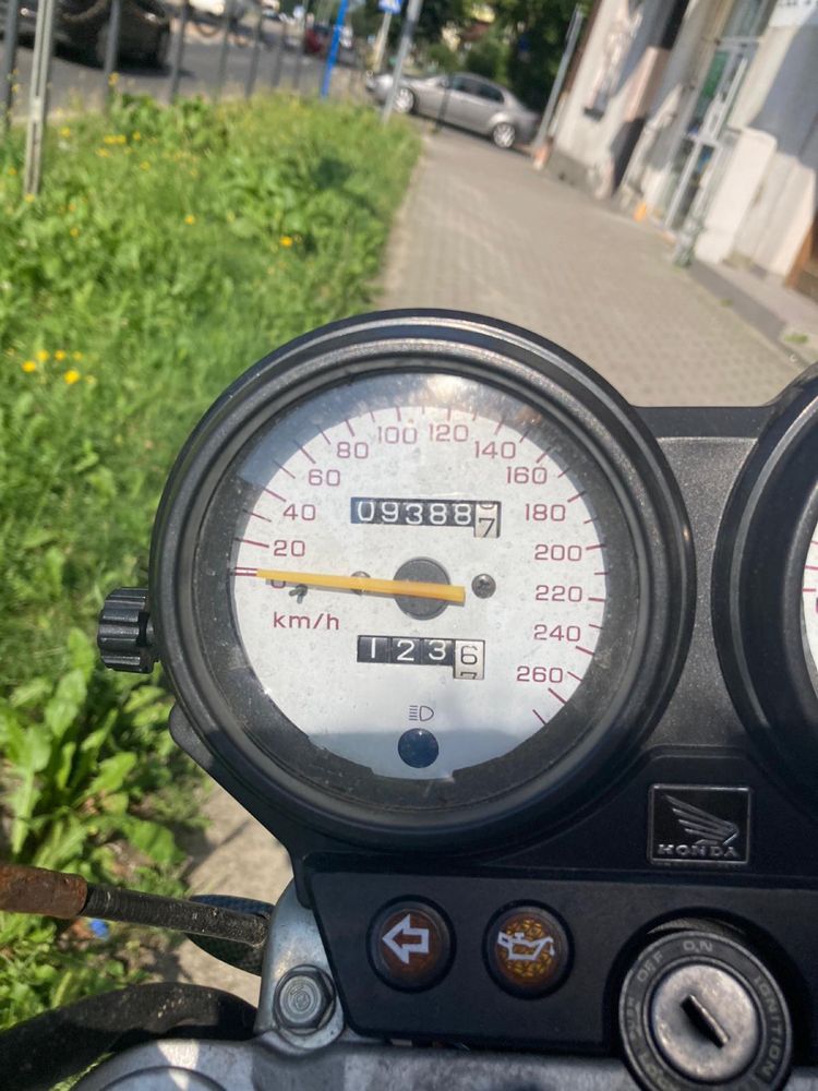 Honda Hornet CB600 (cdf cbr) 2004