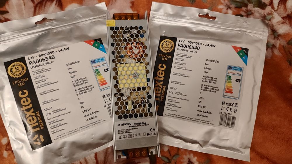 Taśma LED nextec 10m plus zasilacz12v 200watt