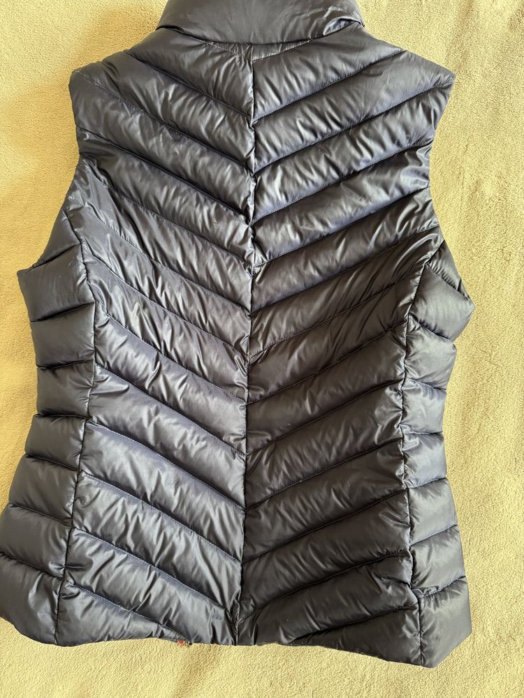 Жилетка Tommy Hilfiger xs