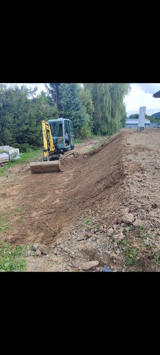 Usługi minikoparką i wywrotką do 3,5t