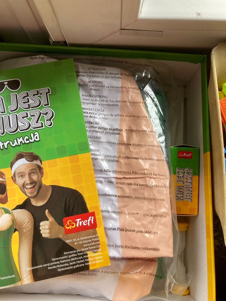 Gra Kim jest Janusz ?