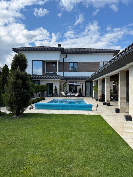 Продам дом в Совиньоне