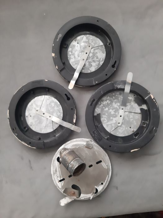 Plafony Klosze z mocowaniem 4xsztuki (PRL)