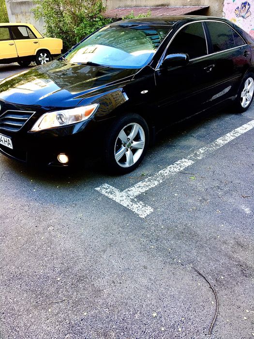 Тойота камри 40. 8000 у.е.