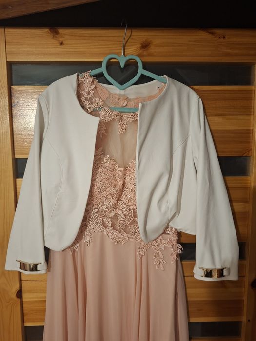 Sukienka na okoliczność śliczna