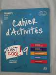 Caderno de atividades novo de francês "C'est cool 9"